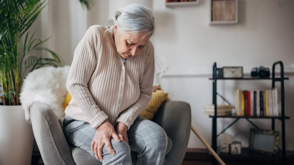 How to Sleep With Arthritis Knee