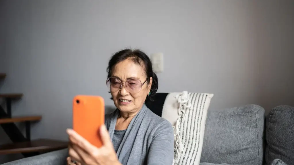 arthritis hacks for easier smartphone use